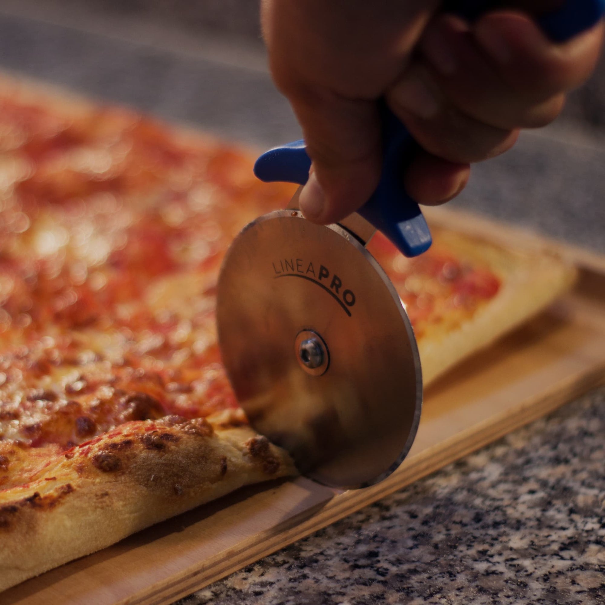 Rodinha profissional de corte para pizza